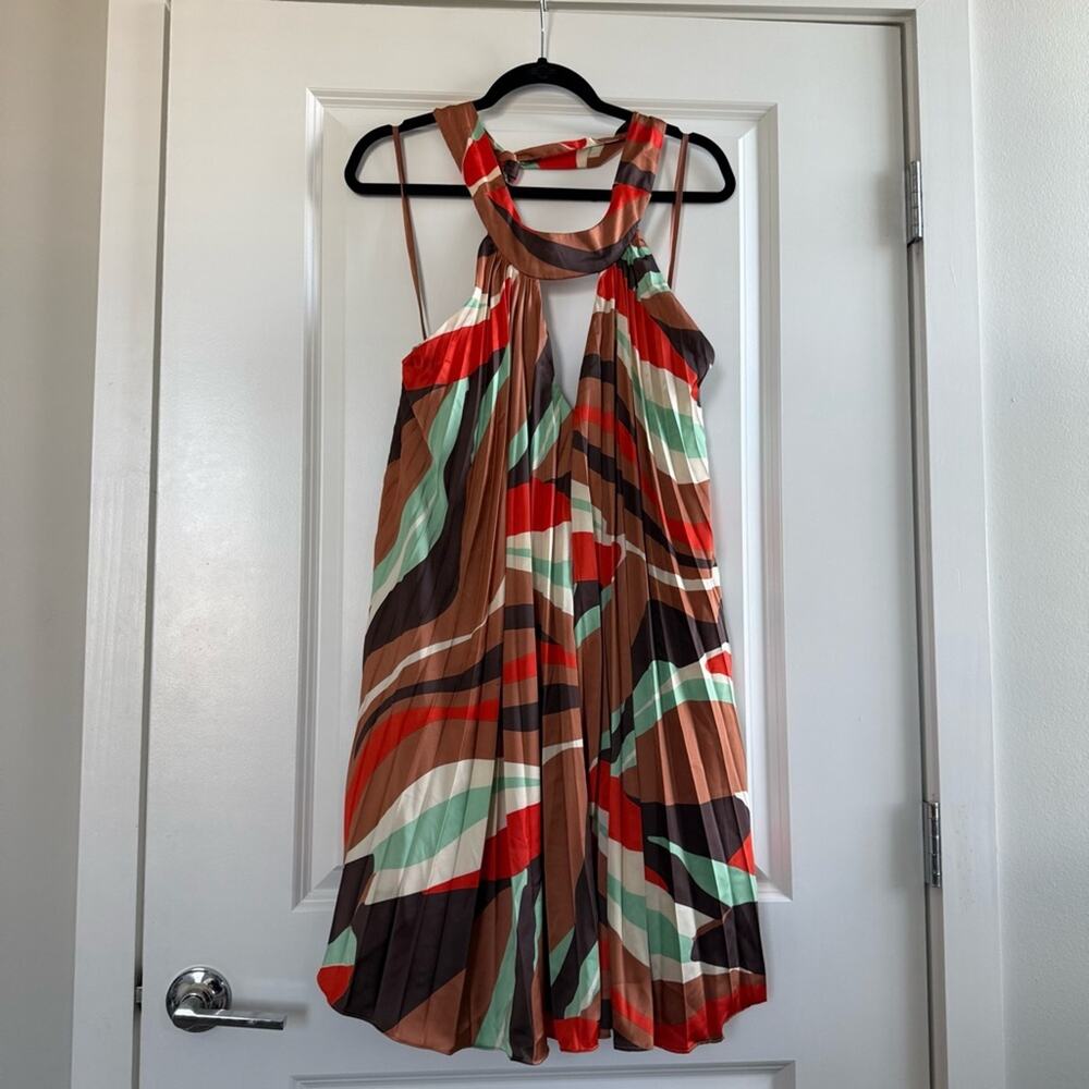 Hutch Halter Pleated Retro Swing Mini Dress - Picture 3 of 6